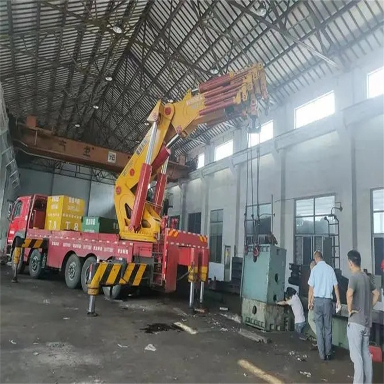 南靖县山区地形租赁哪种吊车最合适？