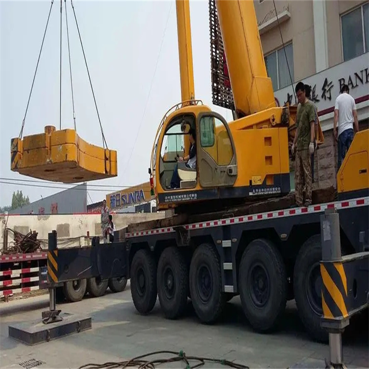 南靖县当地吊车出租|机器吊装|75吨|工厂搬迁服务